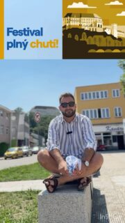 V 📍Letovicích už dobře víte, že naše festivalové kelímky pomáhají.😊 A není tomu jinak ani letos! A koho darováním svého kelímku podpoříte v sobotu? To vyrazil do Letovic zjistit náš @ondra.blaho! 😊
@elimletovice 🫶🏼
#festivalplnychuti #fpch2026 #foodfest #letovice